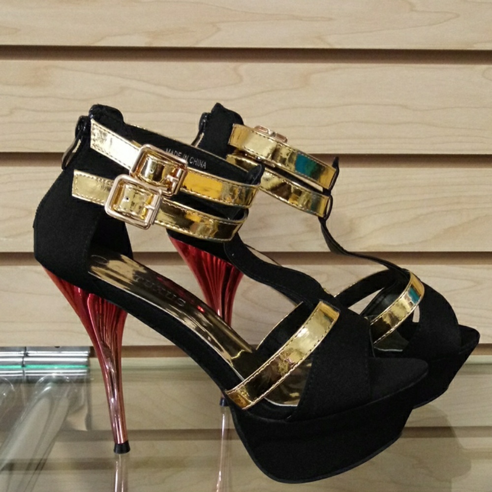 🆕 Platform Heels